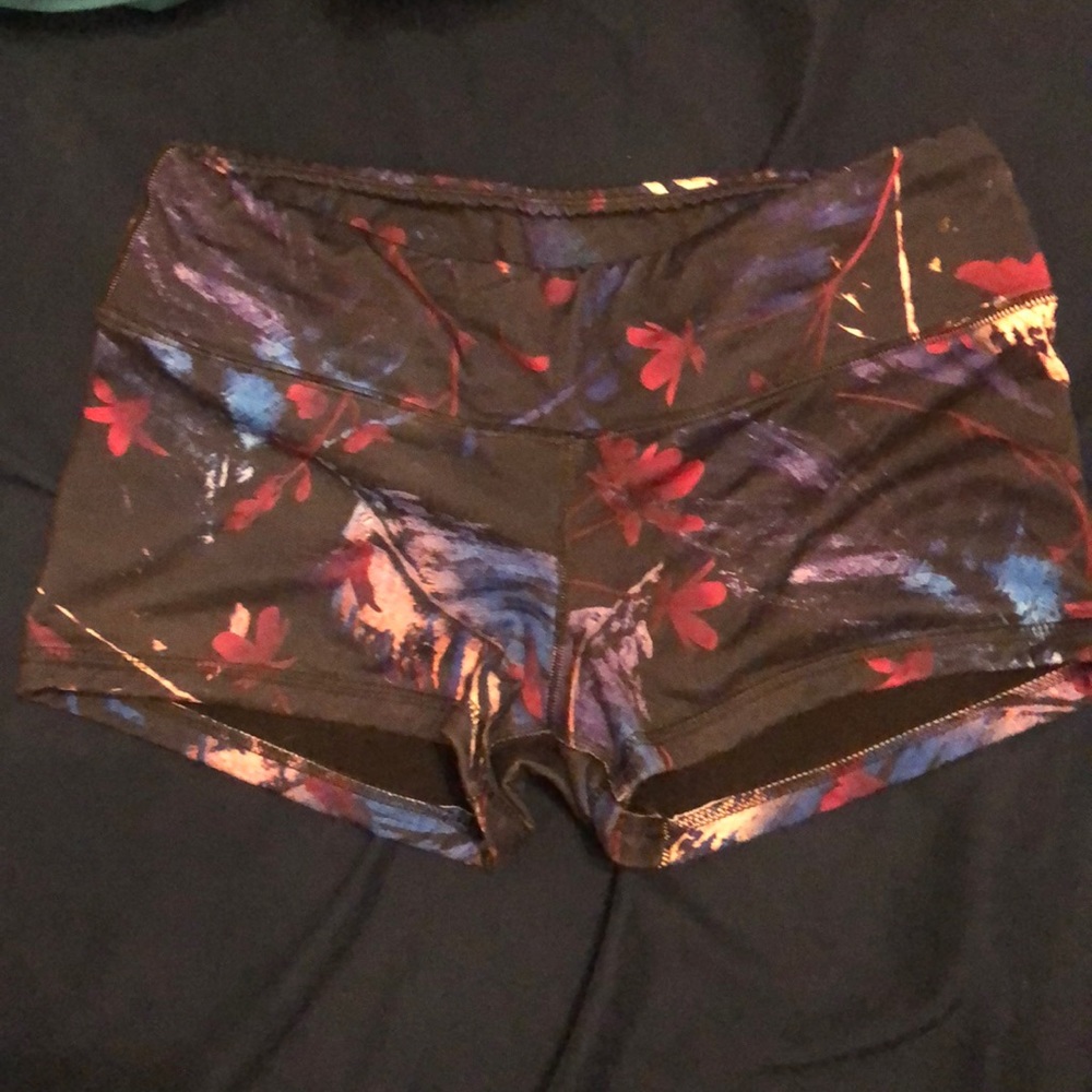 Fleo x Chestee Collab Shorts Sz M